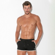 Mini short focus noir