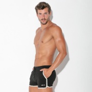 Mini short focus negro