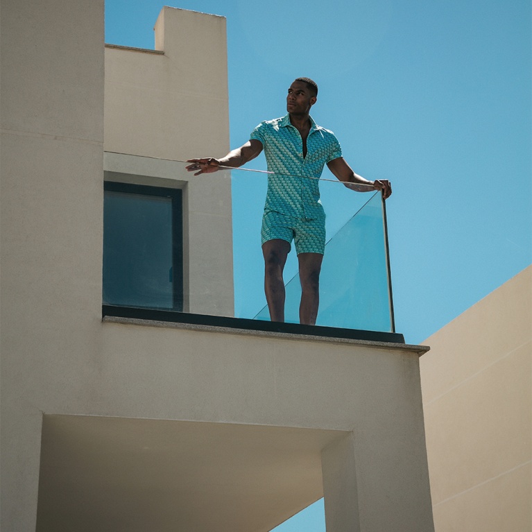 Silky stretch short sleeve shirt aqua