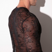 Top de encaje transparente de manga larga negro